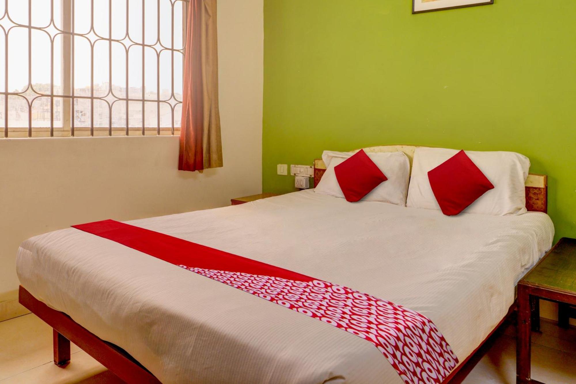 Oyo Flagship Raj Residency Hotel Bangalore Buitenkant foto